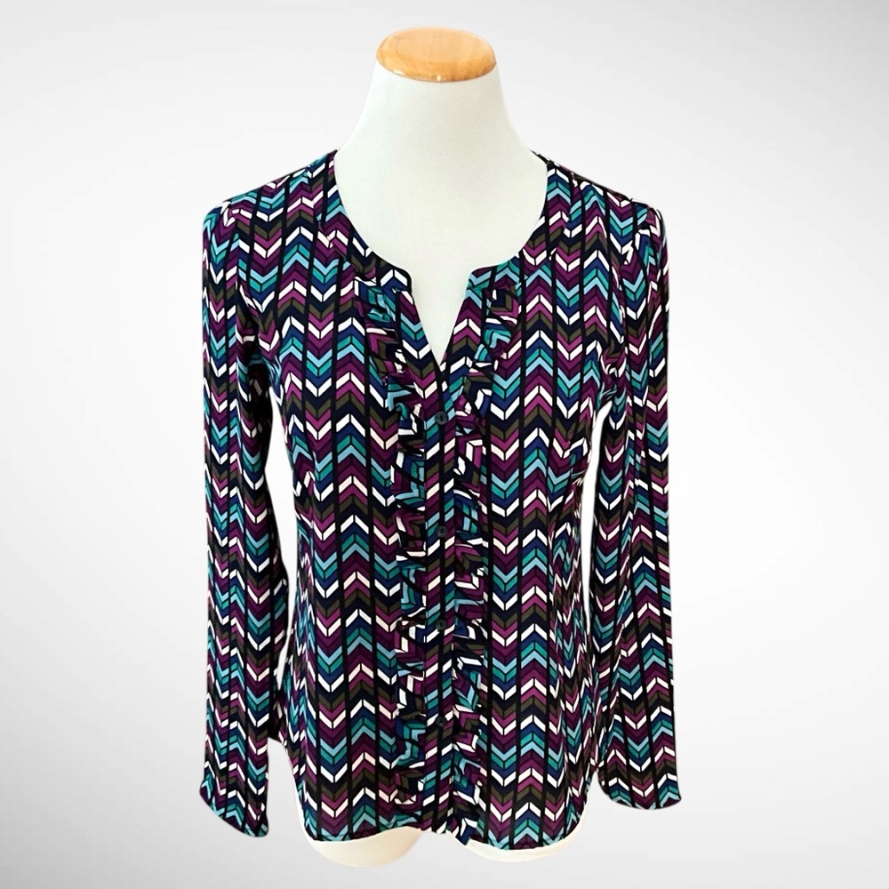 Candie’s Chevron Design Ruffle Front Blouse Buttonfront Long Sleeves